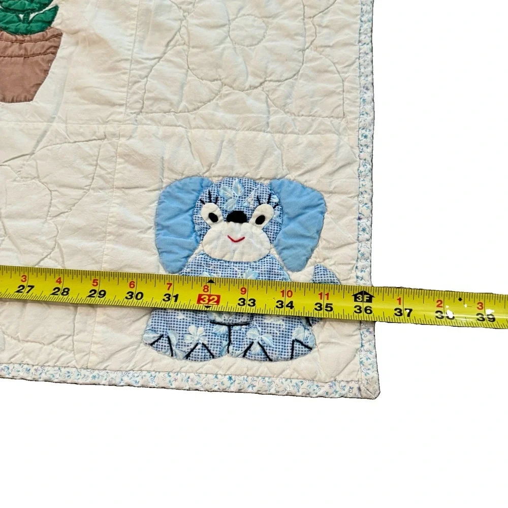 Vintage Handmade Baby Quilt Blanket Appliqué Cats Puppy Bunnies Flowers 36x50